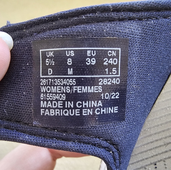 Cloudsteppers by Clarks womens size 8. NWT with box - Picture 9 of 9